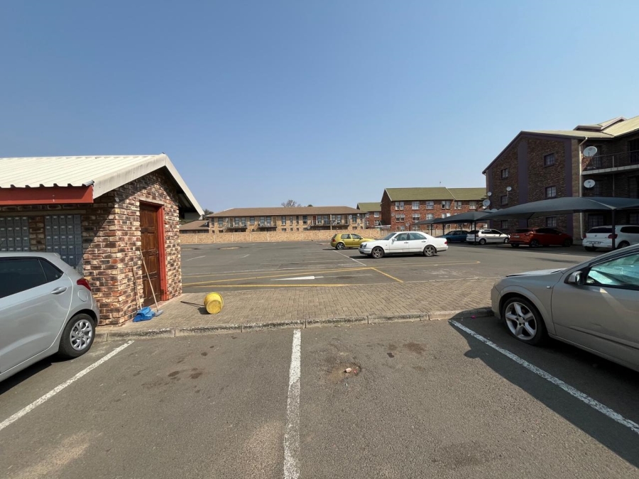 1 Bedroom Property for Sale in Willows Free State
